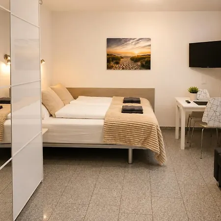 Bergstudio Iv I Laax I Bike & Hike I Parking * פלימס